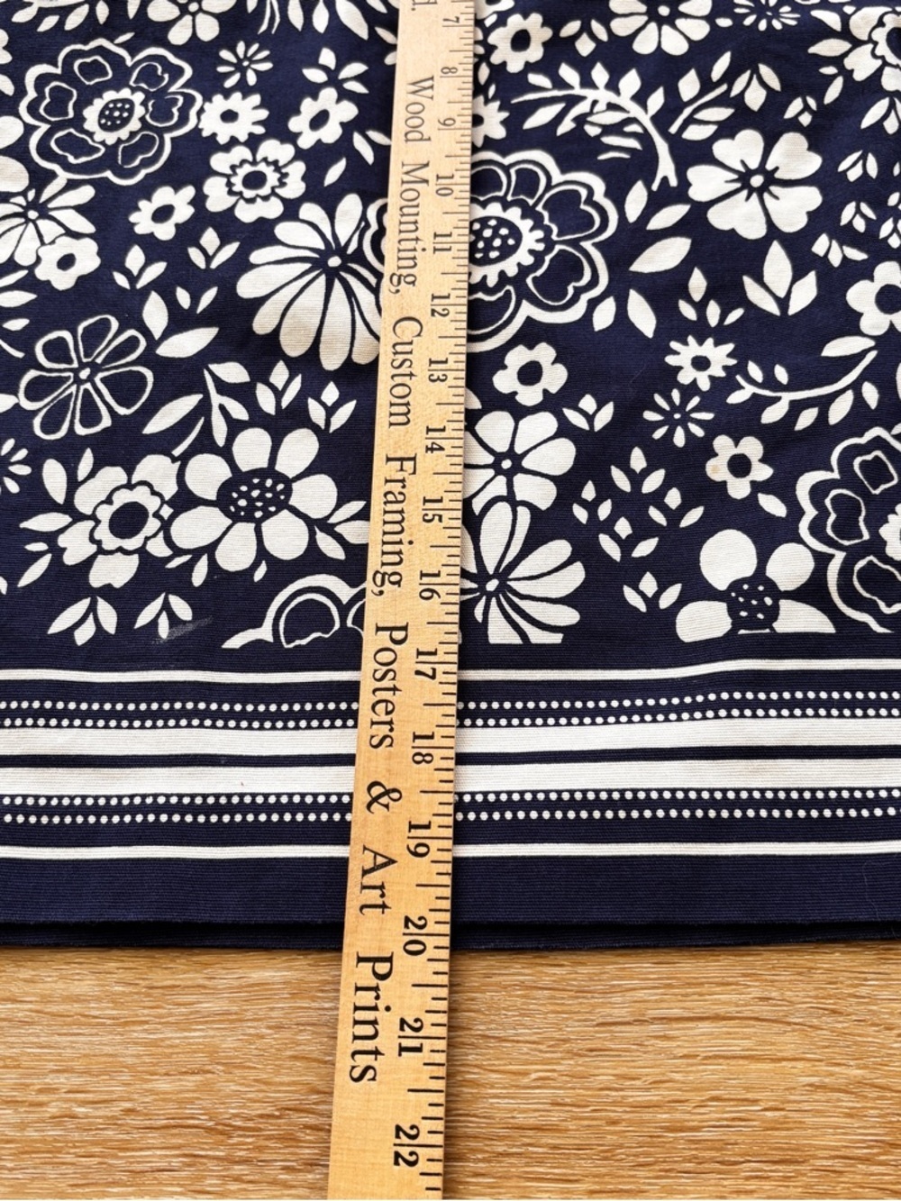 Talbots Size 16p Mini Skirt Comfort Stretch Navy and White Floral Print Preppy - Picture 7 of 10